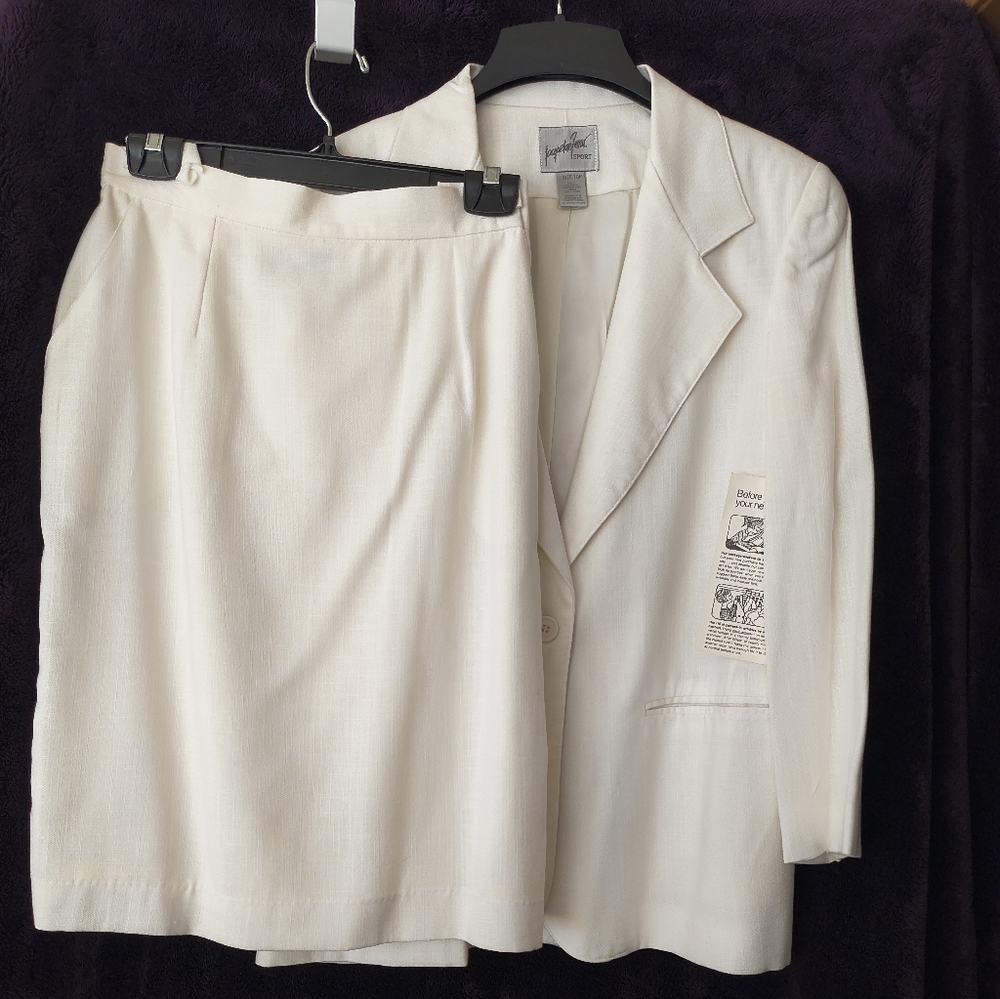 Jacqueline Ferrar Sport Cream Blazer And Skirt Set
